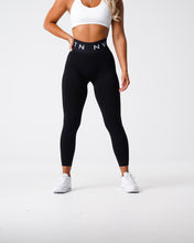 Load image into Gallery viewer, Black Sport Seamless Leggings