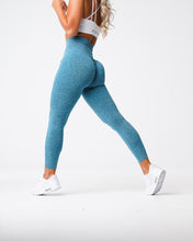 Load image into Gallery viewer, Teal Scrunch Seamless Leggings