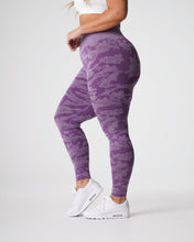 Load image into Gallery viewer, Violet Camo Seamless Leggings