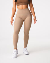 Load image into Gallery viewer, Latte Signature 2.0 Leggings