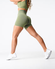 Load image into Gallery viewer, Meadow Pro Seamless Shorts