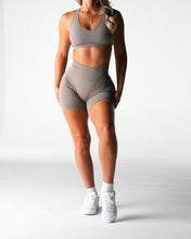 Load image into Gallery viewer, Taupe Discover Seamless Shorts