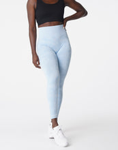 Load image into Gallery viewer, Icy Blue Camo Seamless Leggings