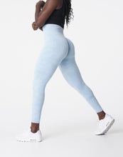 Load image into Gallery viewer, Icy Blue Camo Seamless Leggings