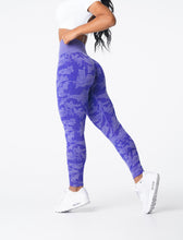 Load image into Gallery viewer, Electric Blue Camo Seamless Leggings