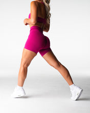 Load image into Gallery viewer, Peony Discover Seamless Shorts