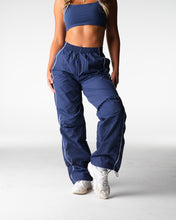 Load image into Gallery viewer, Sonic Stride Windbreaker Pants
