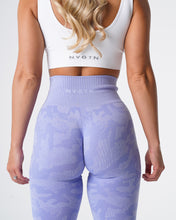 Load image into Gallery viewer, Periwinkle Camo Seamless Leggings